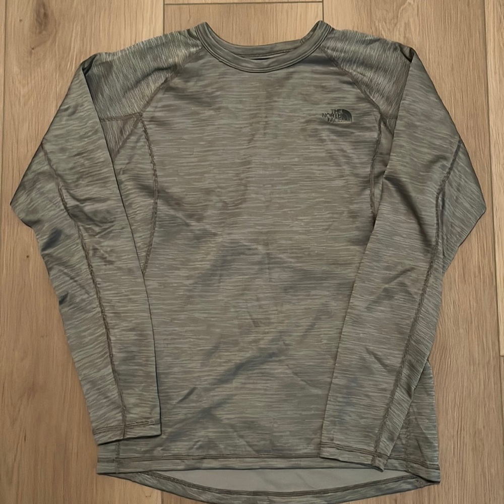 North face lightweight gray long sleeve